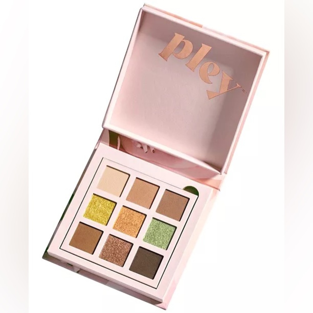PLEY Nudie Pleyer Palette (Brand New!) 💘✨